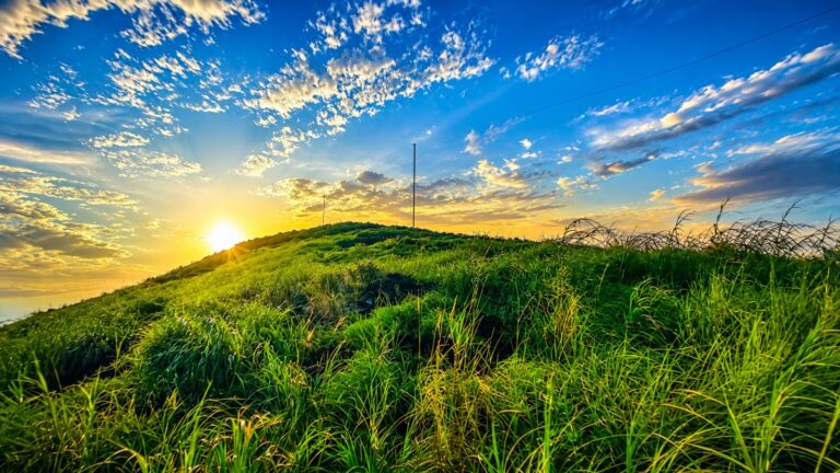 Ilaveezhapoonchira sunset
